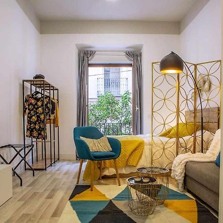 Calle Huertas Corazon By Regalatemadrid Exterior photo