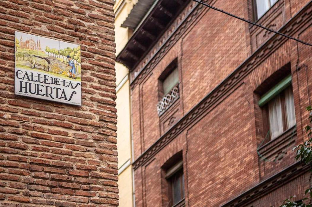 Calle Huertas Corazon By Regalatemadrid Exterior photo